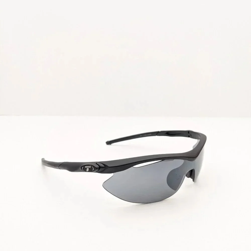 🕶️Tifosi Optics Slip Wraparound Sunglasses 137/18 133 | ALH330🕶️